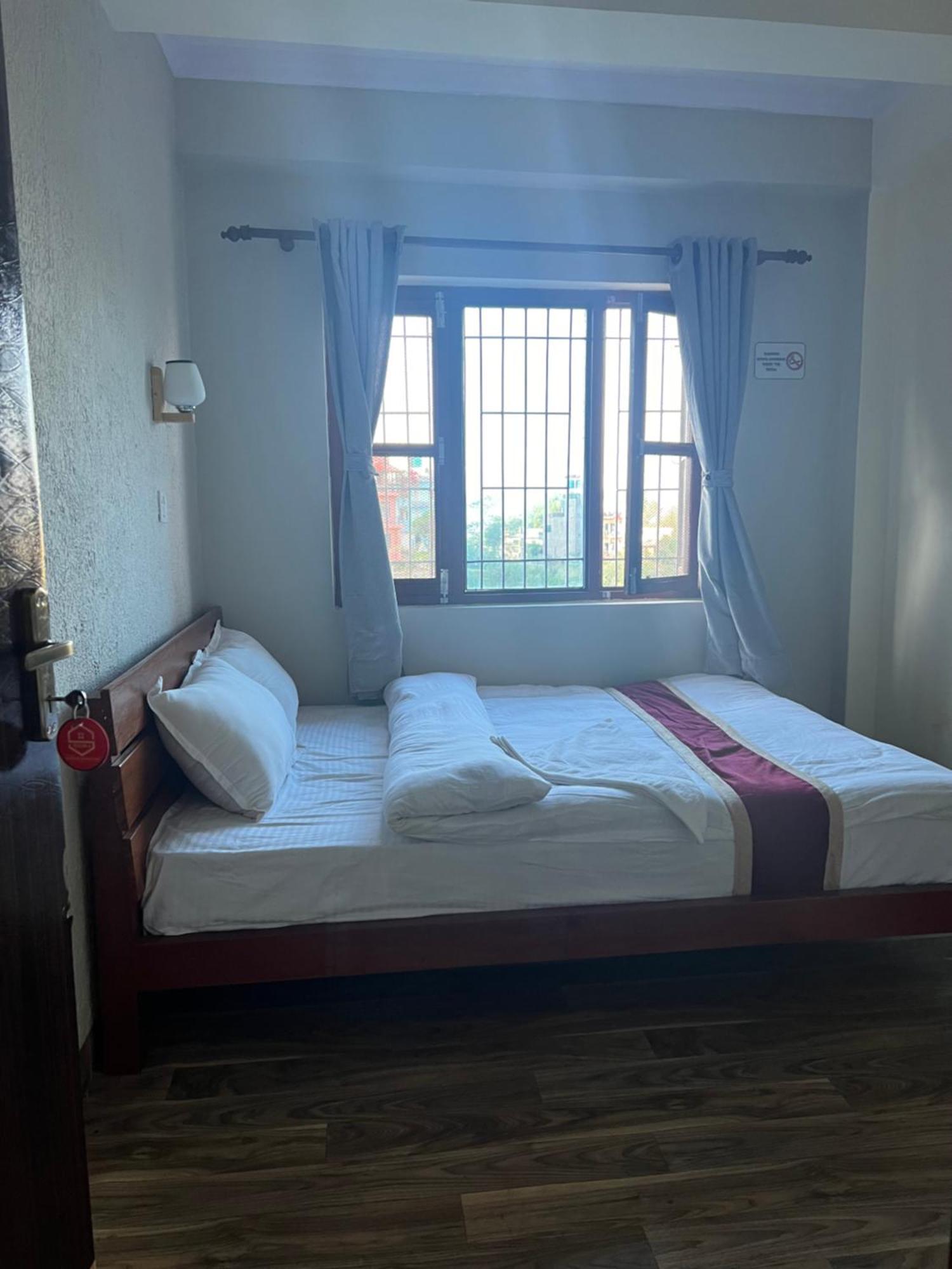Bandipur Samira Homestay & Mountain View Restaurant Exterior photo